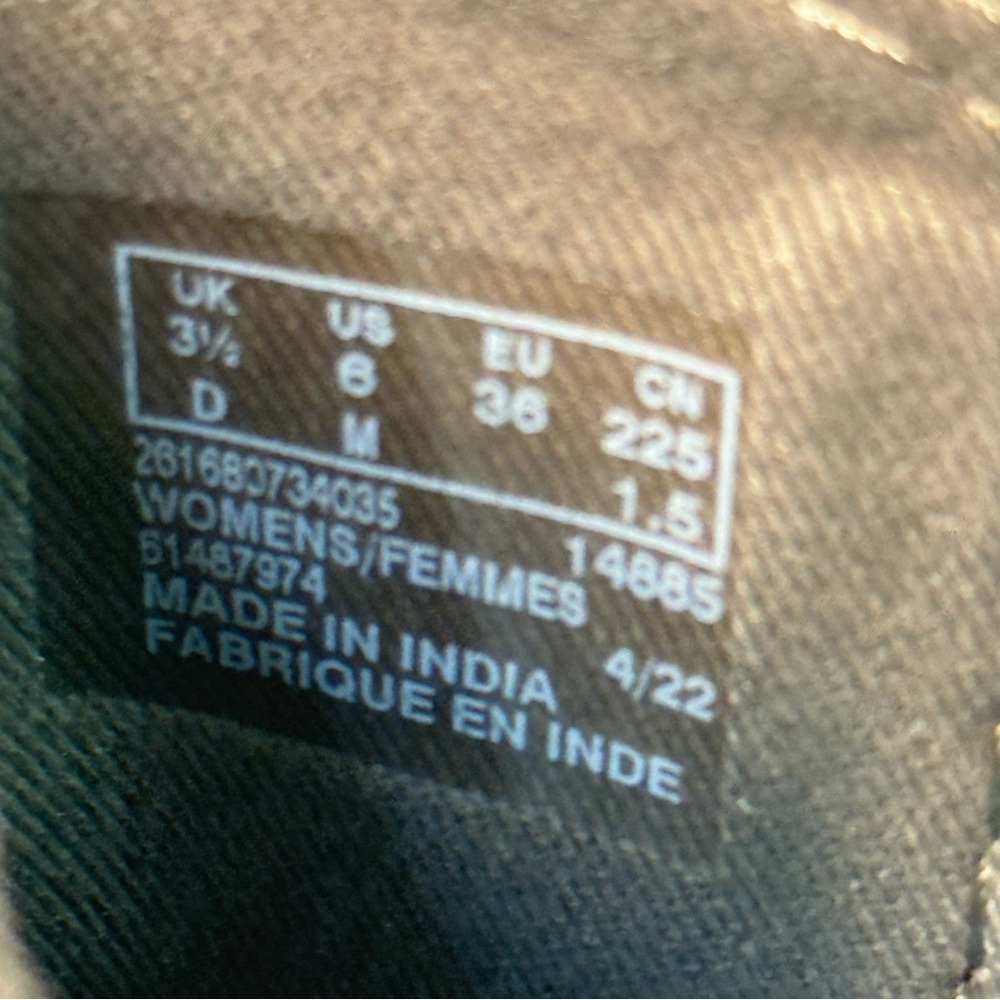 Clarks Women Maye Zip Leather Chelsea Boots 6 Pebble Suede Casual Outdoor Casual - Picture 6 of 12